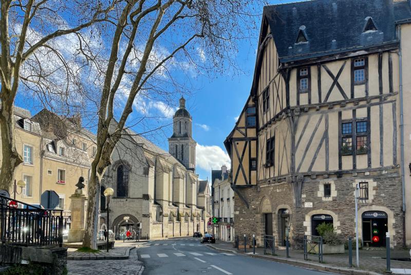 Eglise Saint Maurice  de la Doutre à Angers