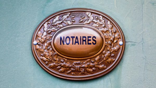 notaire